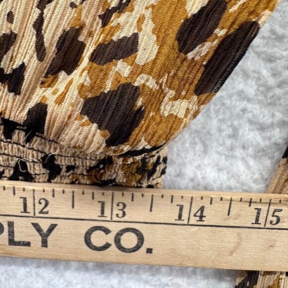 Free People Shirt Womens Extra Small Balloon Sleeve Leopard Print Smocked Flaws - Picture 11 of 14